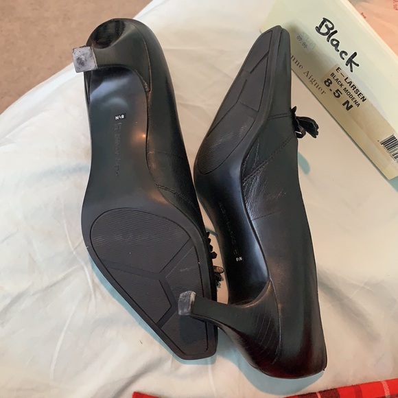 Etienne Aigner Narrow Black Heels - Picture 5 of 6